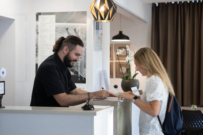 Boutique Hotel Intermezzo   Pag Centre