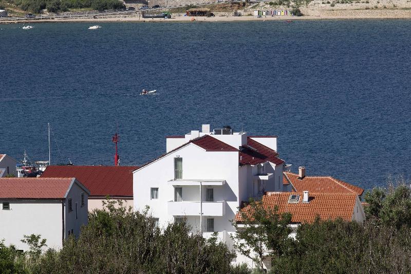 Boutique Hotel Intermezzo   Pag Centre