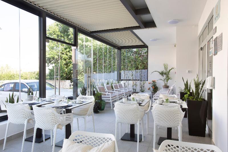 Boutique Hotel Intermezzo   Pag Centre