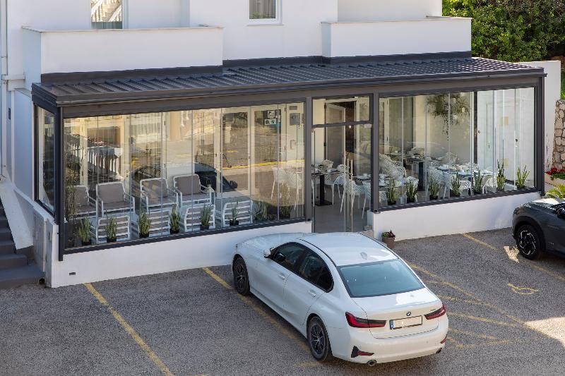 Boutique Hotel Intermezzo   Pag Centre