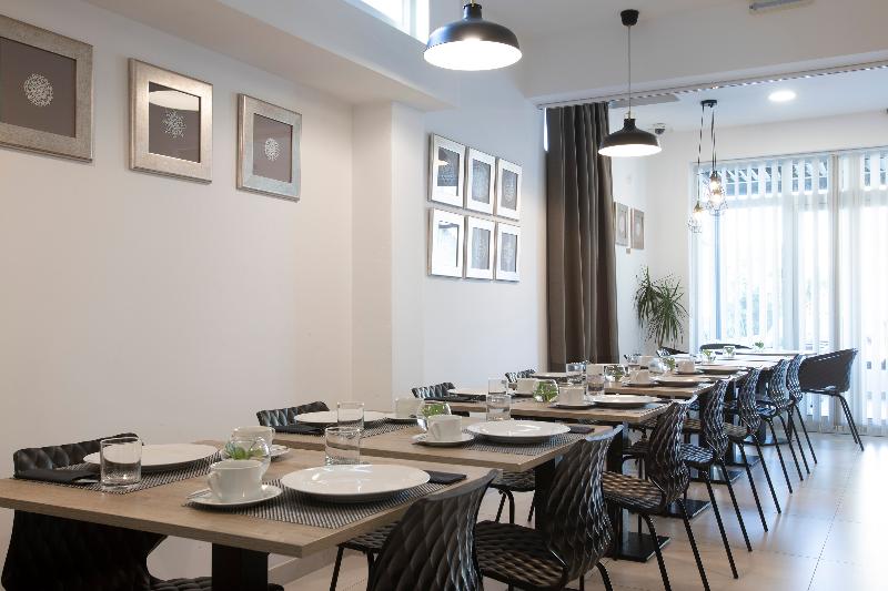 Boutique Hotel Intermezzo   Pag Centre