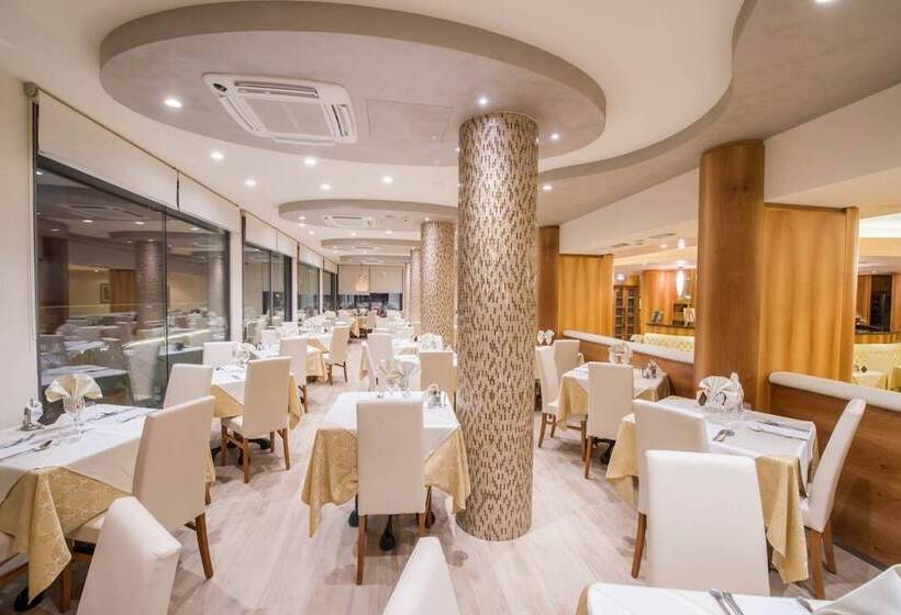 בית מלון כפרי Mayer