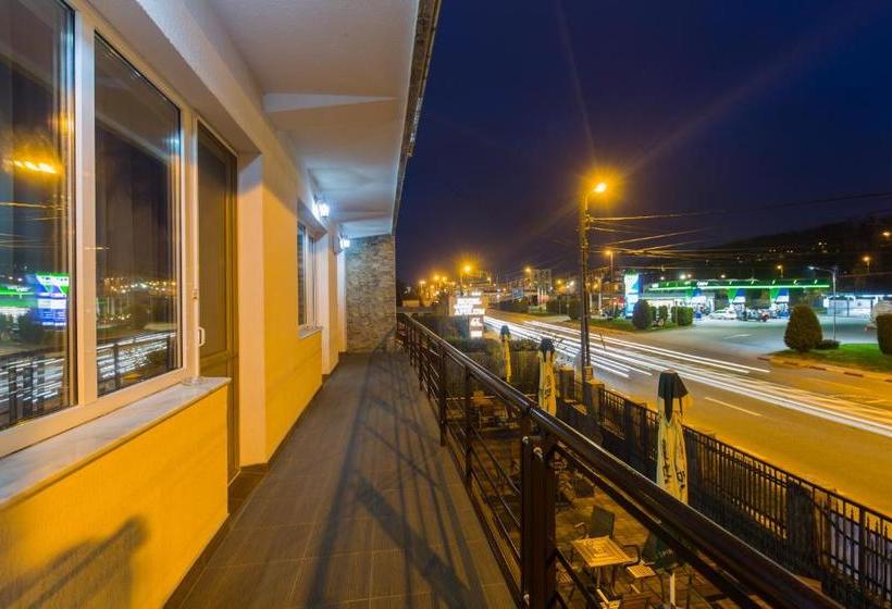 فندق Raxand Residence