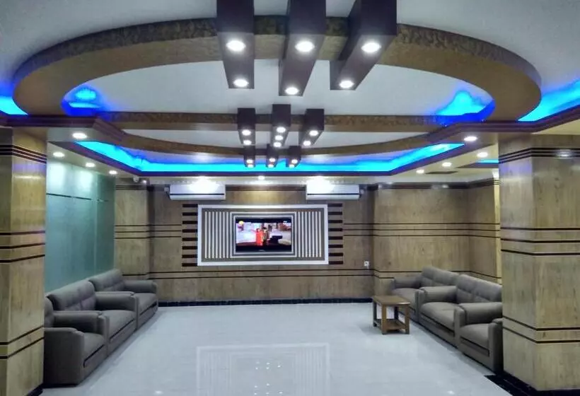 هتل Quality Home