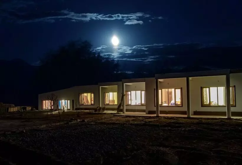 هتل The Ayali Leh