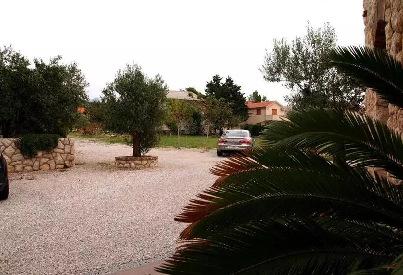 هتل Villa Barbat