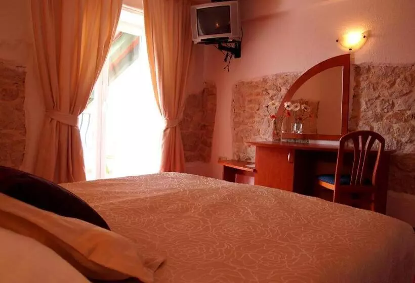 هتل Villa Barbat