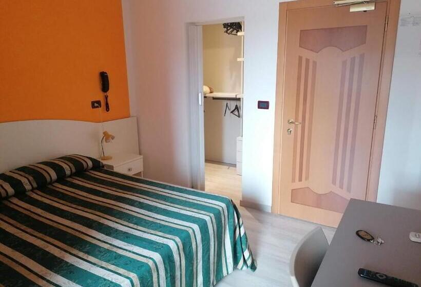 Отель Villa Maria