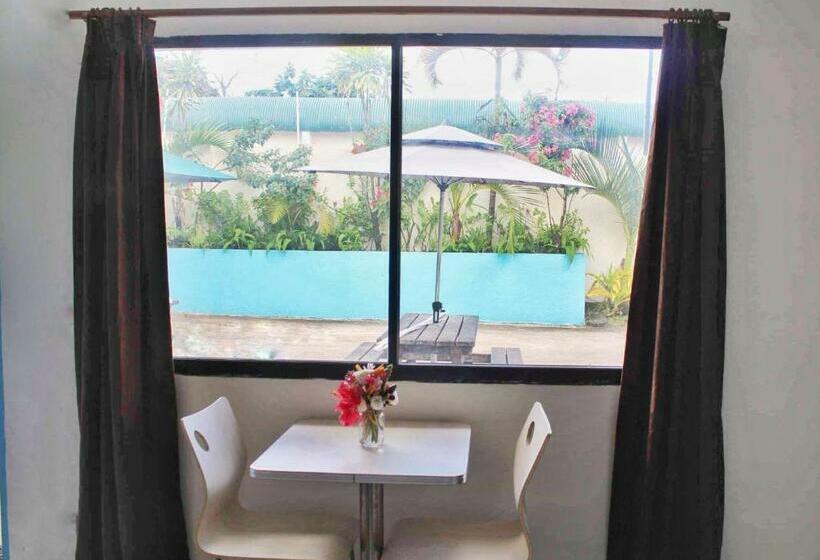 Pacific Paradise Motel