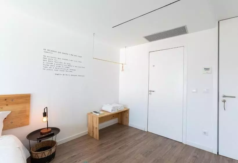 ホテル Autor Guesthouse