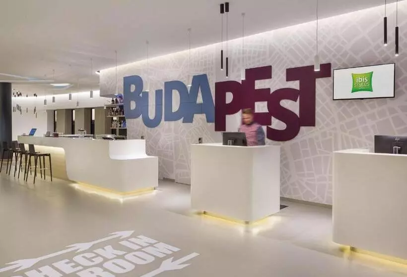 ホテル Ibis Styles Budapest Airport