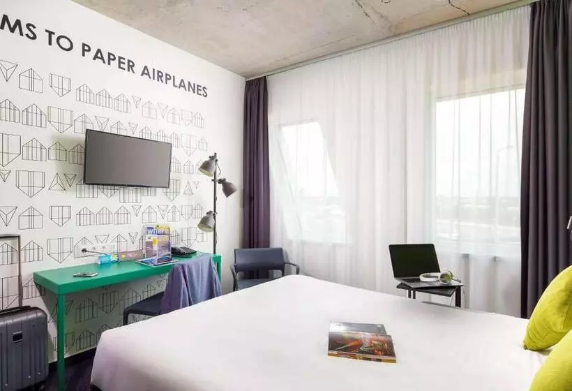 ホテル Ibis Styles Budapest Airport