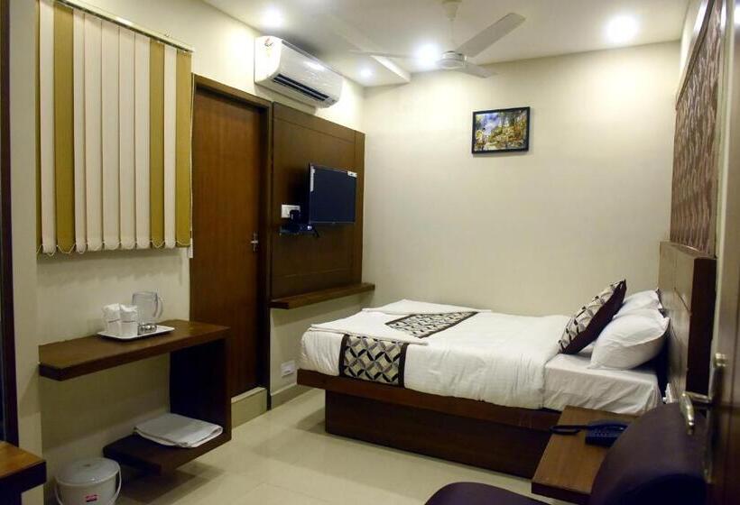 בית מלון כפרי Olive Grand