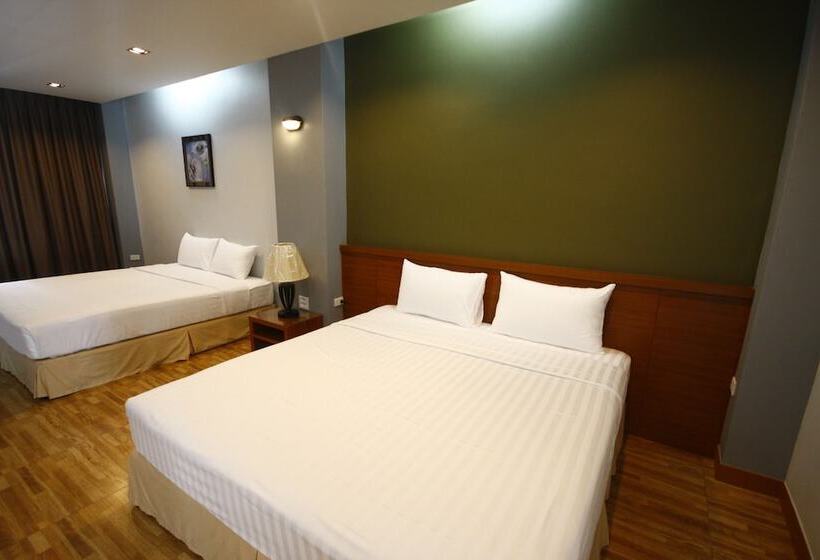 호텔 Radina Residence