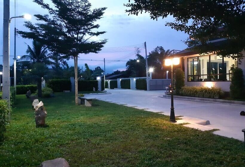 호텔 Radina Residence