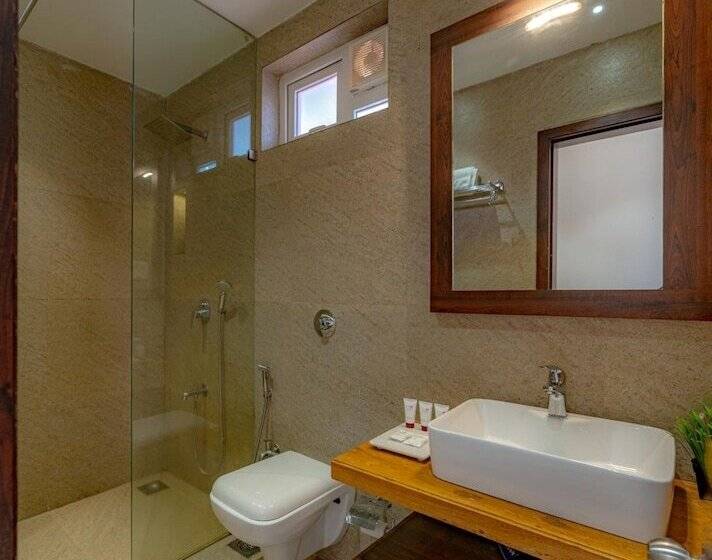 בית מלון כפרי Riva Gold Coast