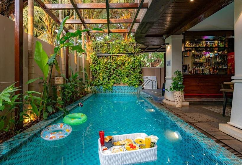 בית מלון כפרי Riva Gold Coast