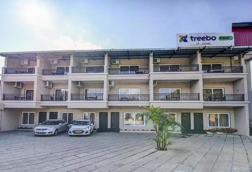 ホテル Treebo Jp Cottage