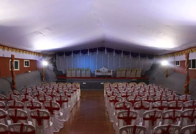 Kedara Village Resort