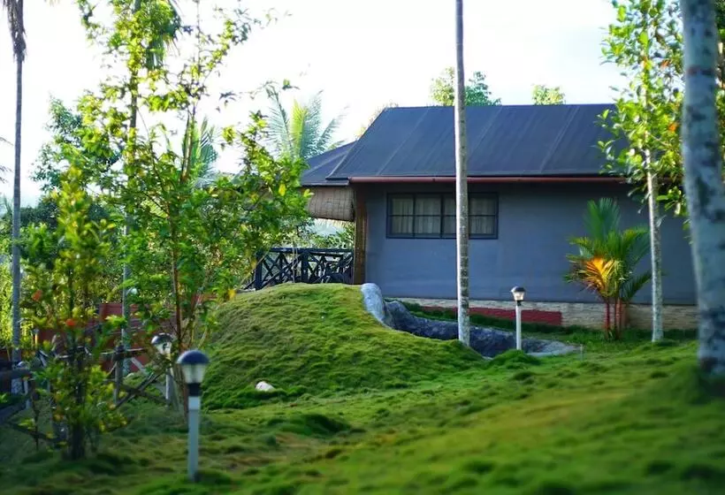 Kedara Village Resort