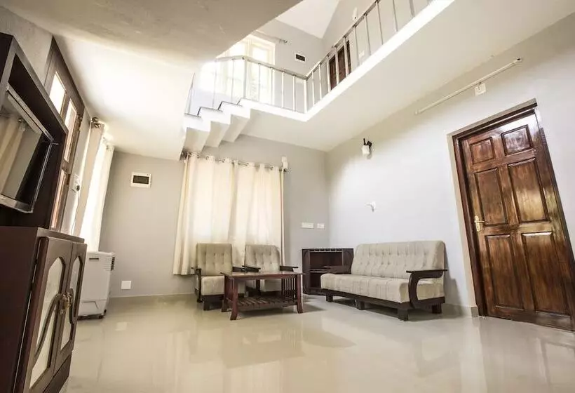 Kedara Village Resort