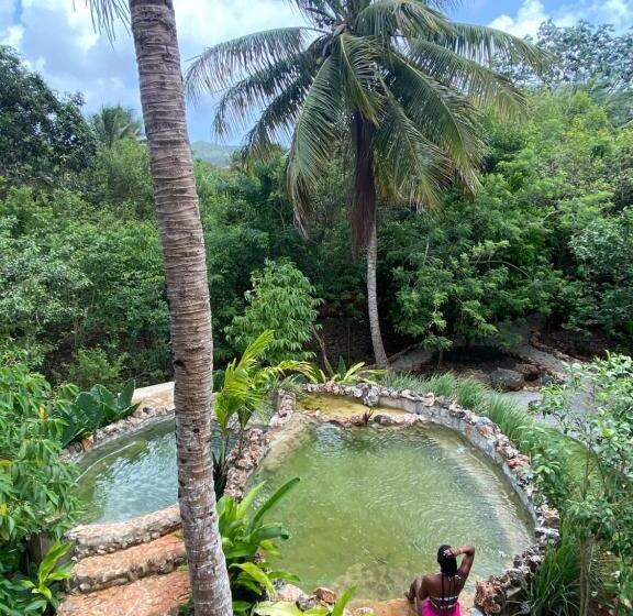 تختخواب و صبحانه Aventura Rincon Ecolodge