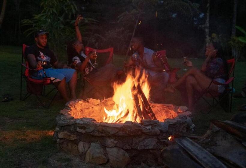 تختخواب و صبحانه Aventura Rincon Ecolodge