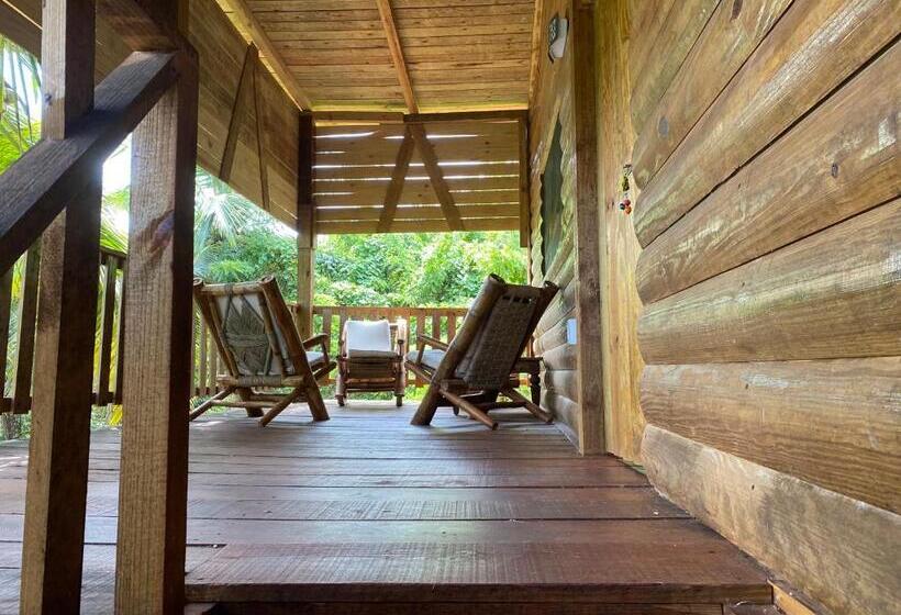 تختخواب و صبحانه Aventura Rincon Ecolodge