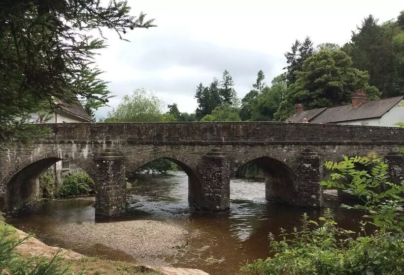 Aamiaismajoitus (B&B) Exmoor House