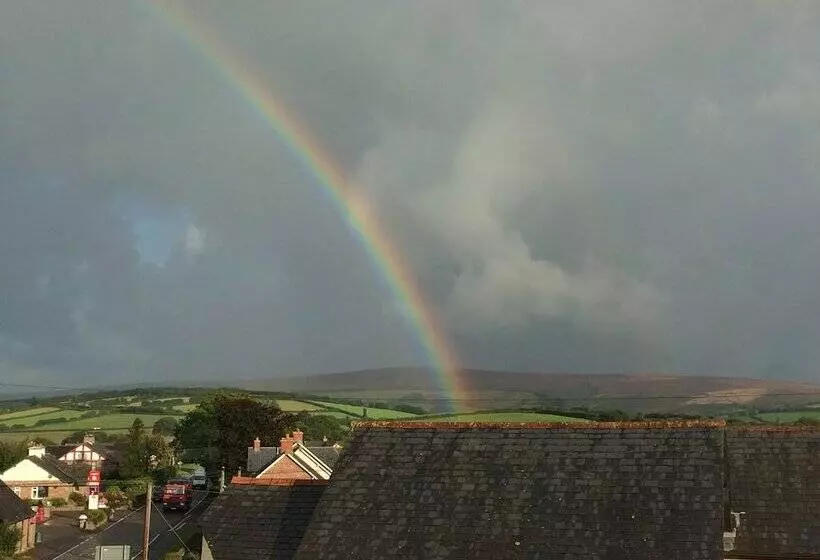 Aamiaismajoitus (B&B) Exmoor House