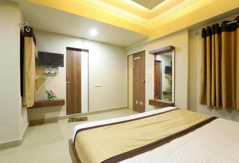 فندق Loyal Residency