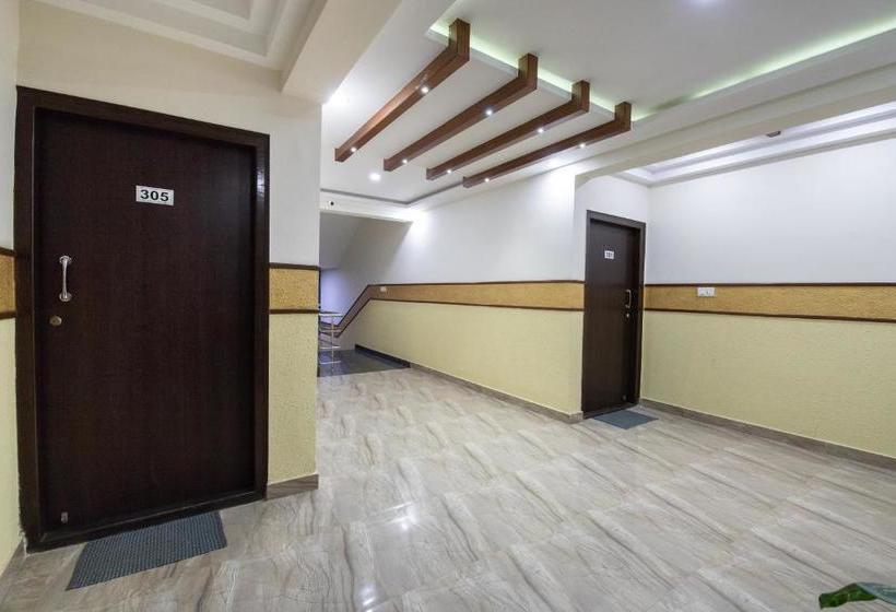 Hotel Capital O 9917 Sjr Suites And Comforts