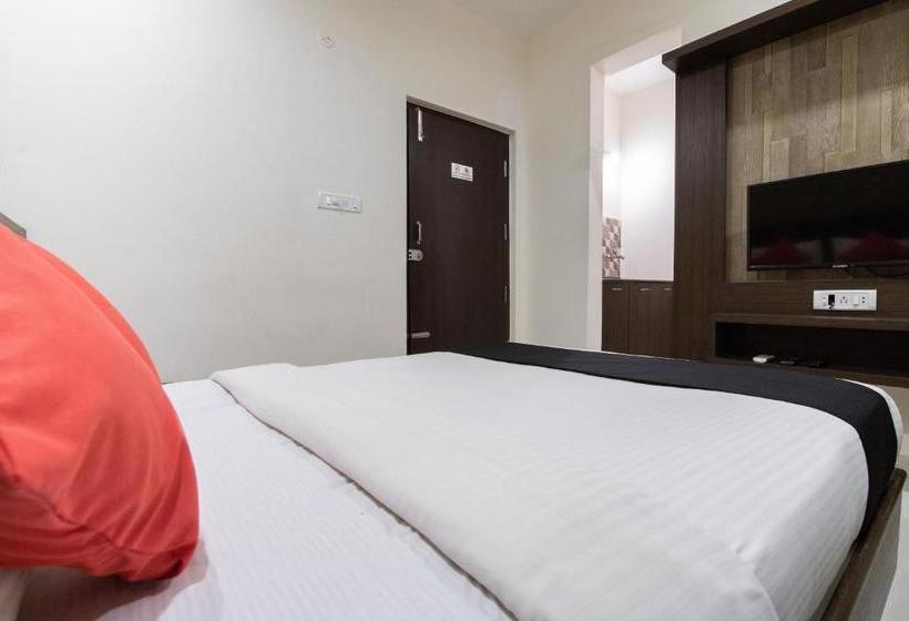 Hotel Capital O 9917 Sjr Suites And Comforts