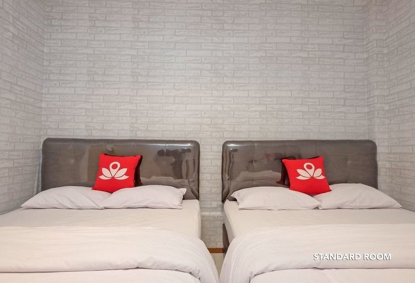 בית מלון כפרי Zen Rooms B Walk Batu