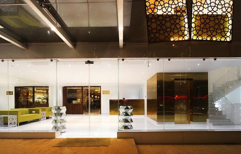 בית מלון כפרי Raahat Inn