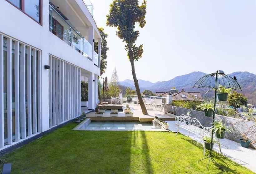 אתר נופש Hangzhou Xihu White Villa