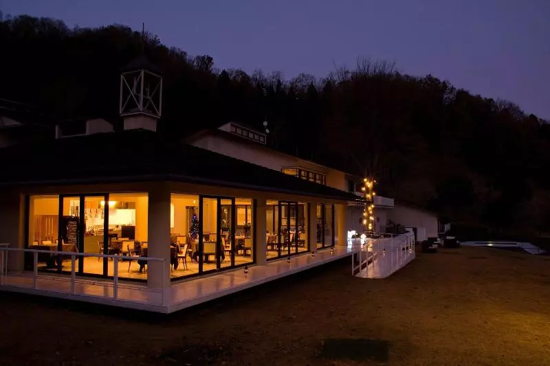 リゾートホテル L Hotel Du Lac