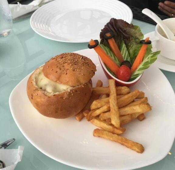 Rose Palace Hotel Yangon