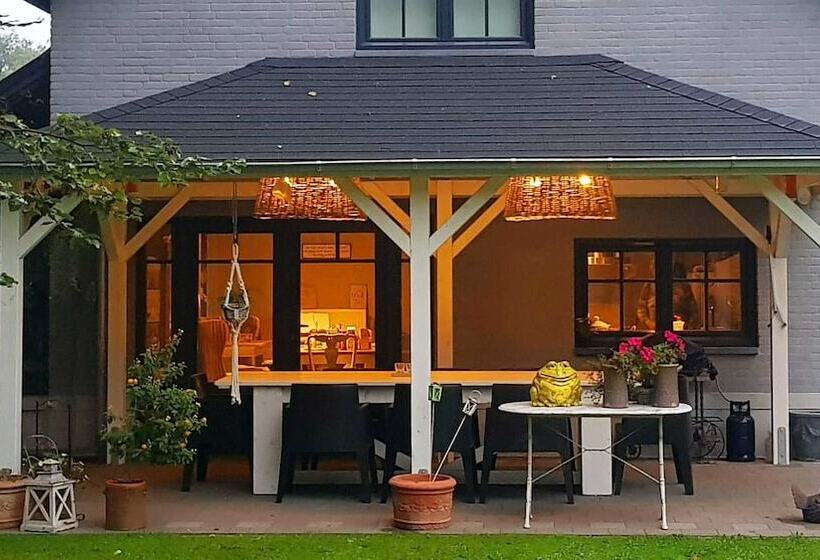 Bed And Breakfast Mooi Achel