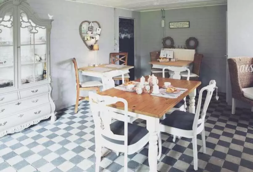 Bed And Breakfast Mooi Achel