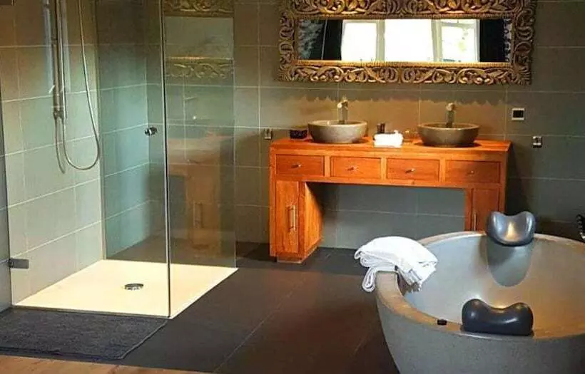 Bed And Breakfast Mooi Achel