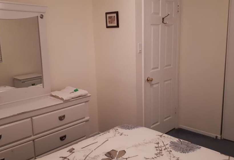 مبيت وإفطار Patricia S Place