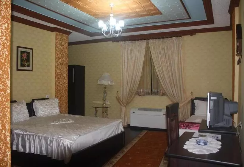 Hotel Bar Restaurant America