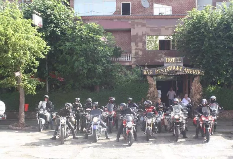 Hotel Bar Restaurant America