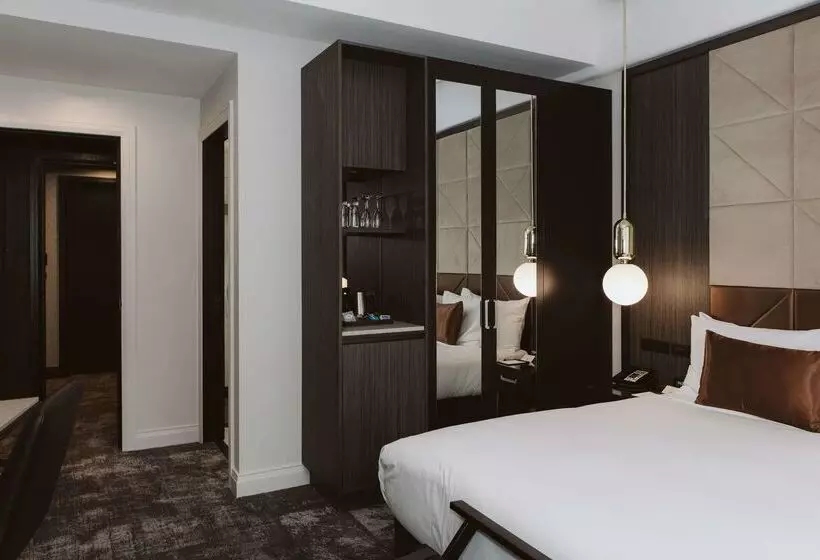 ホテル Doubletree By Hilton Wellington