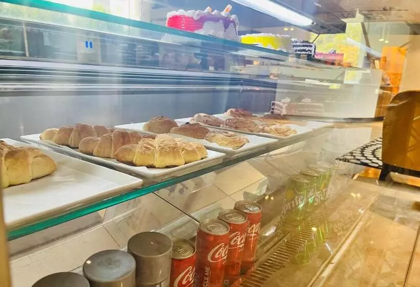 Fortune Inn Promenade, Vadodara   Member Itc S Hotel Group