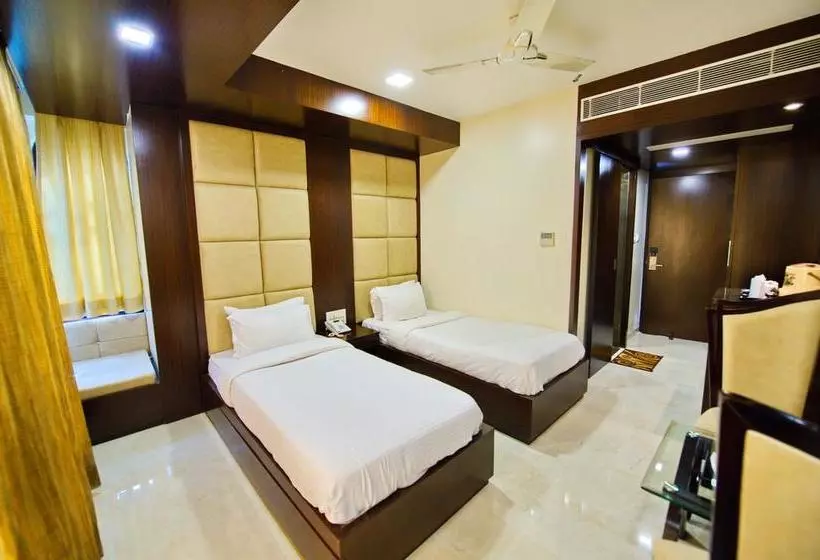 ホテル Jannat