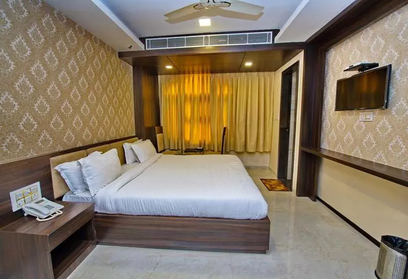 ホテル Jannat