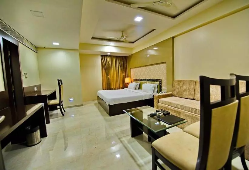 ホテル Jannat