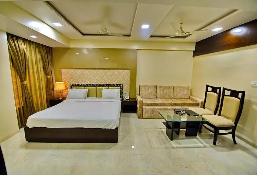 ホテル Jannat